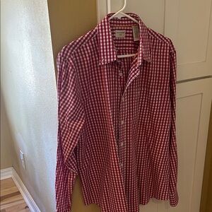 Dockers Men’s Red and White Gingham Button-Down Shirt